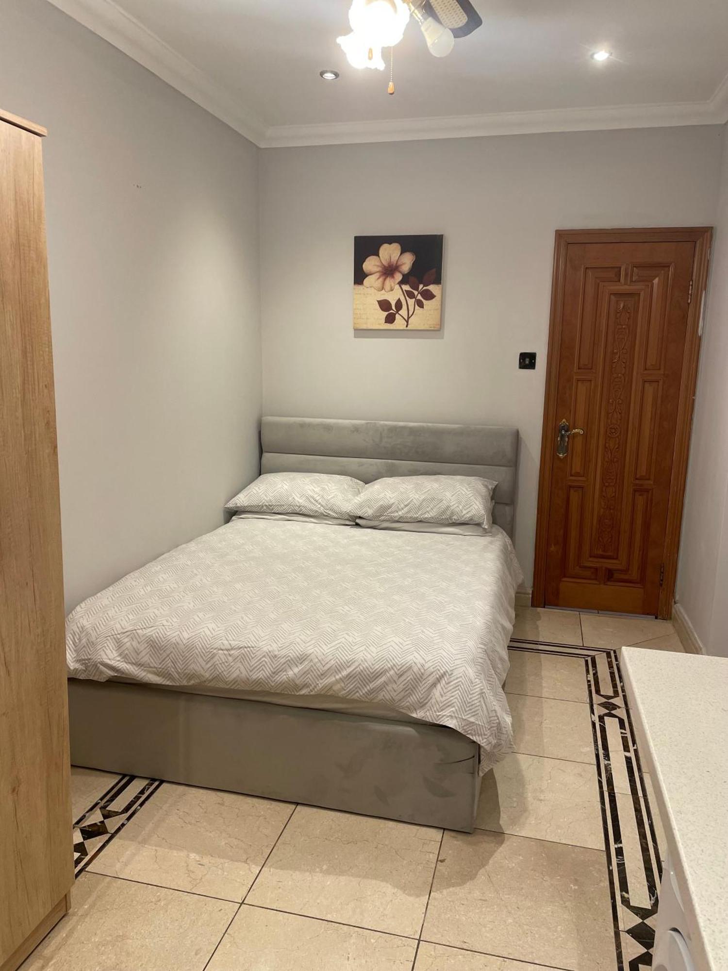 North London Studio Apartment Eksteriør billede