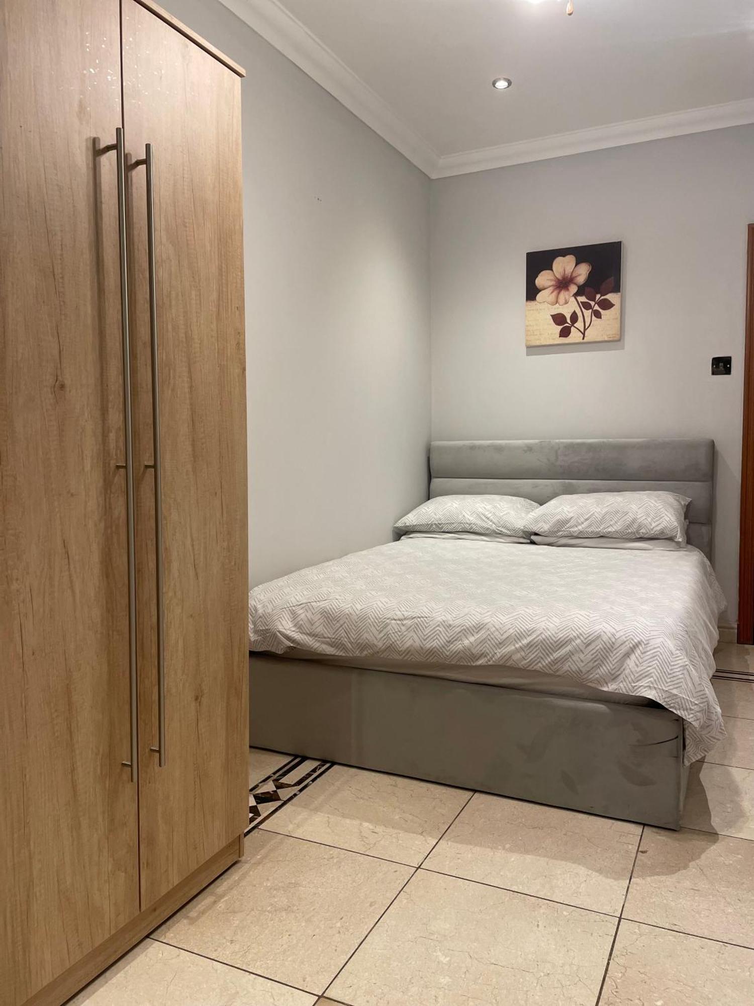 North London Studio Apartment Eksteriør billede