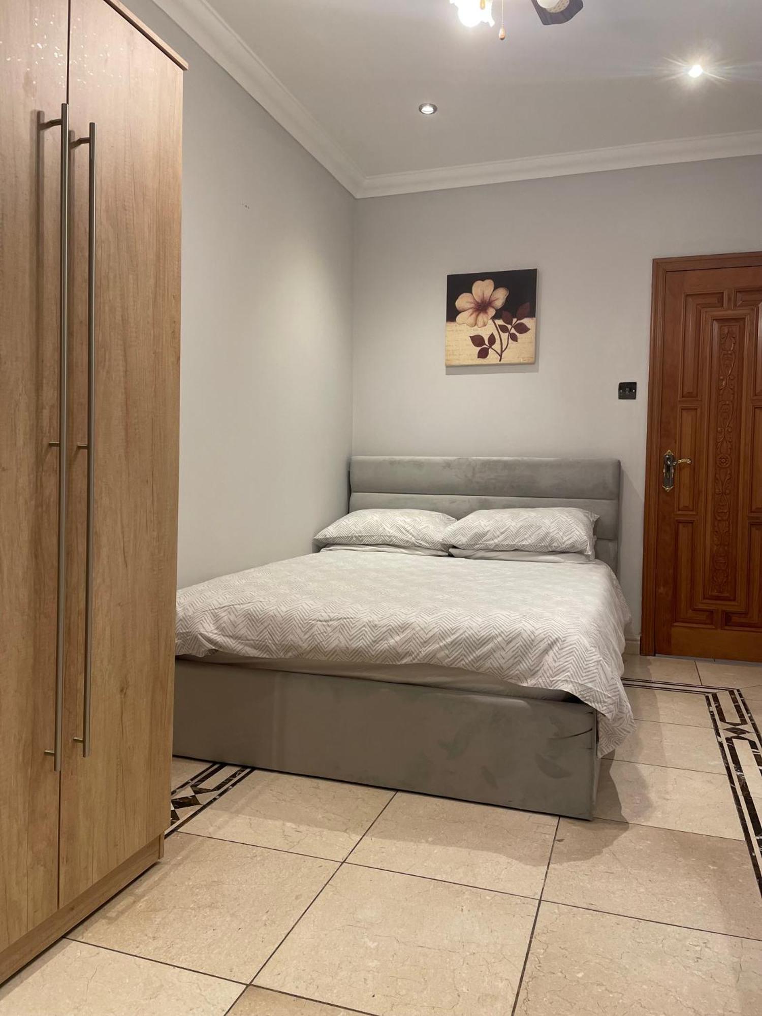 North London Studio Apartment Eksteriør billede